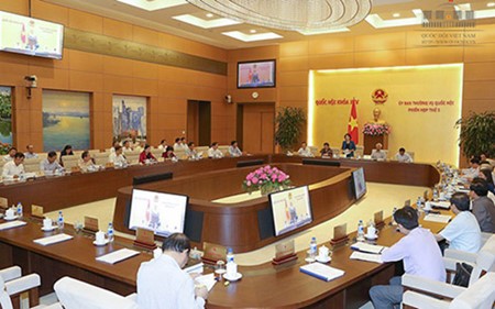 Члены посткома вьетнамского парламента обсудили поправки к Закону о передаче технологий - ảnh 1